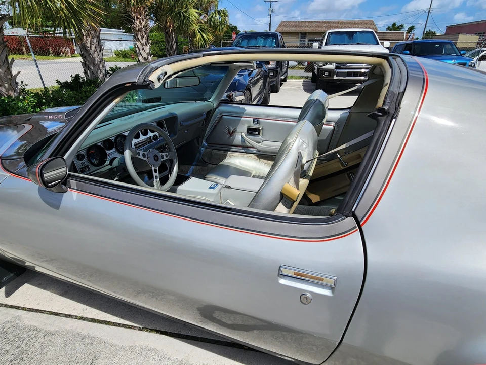 1979 Pontiac Firebird Trans Am 2nd Gen - Image 13 of 31