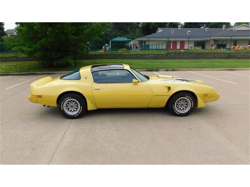 1979 Pontiac Firebird Trans Am 2nd Gen - Image 25 of 31