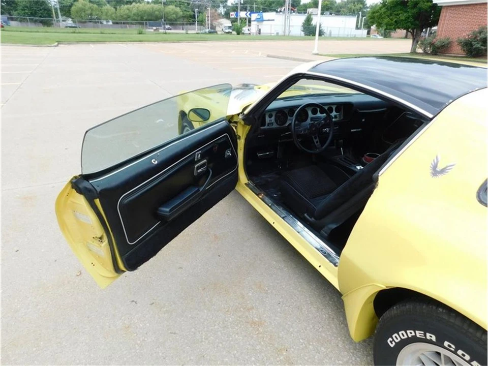 1979 Pontiac Firebird Trans Am 2nd Gen - Image 11 of 31