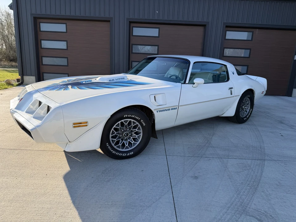 1979 Pontiac Firebird Trans Am 2nd Gen - Image 11 of 31