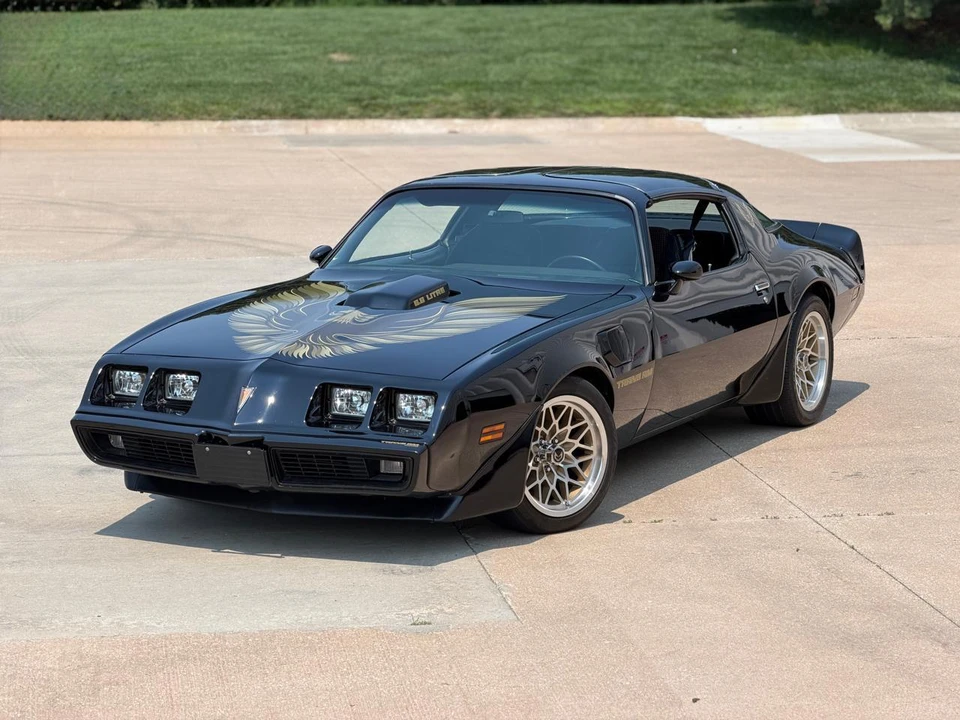 1979 Pontiac Firebird Trans Am 2nd Gen - Image 2 of 31