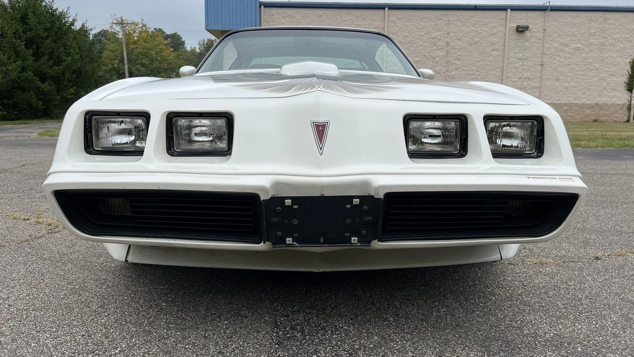 1979 Pontiac Firebird Trans Am 2nd Gen - Image 2 of 31