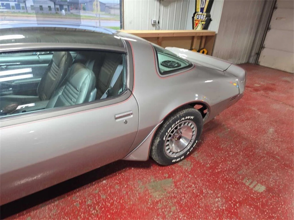 1979 Pontiac Firebird Trans Am 2nd Gen - Image 25 of 31