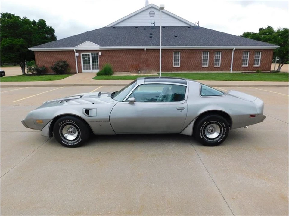 1979 Pontiac Firebird Trans Am 2nd Gen - Image 28 of 31