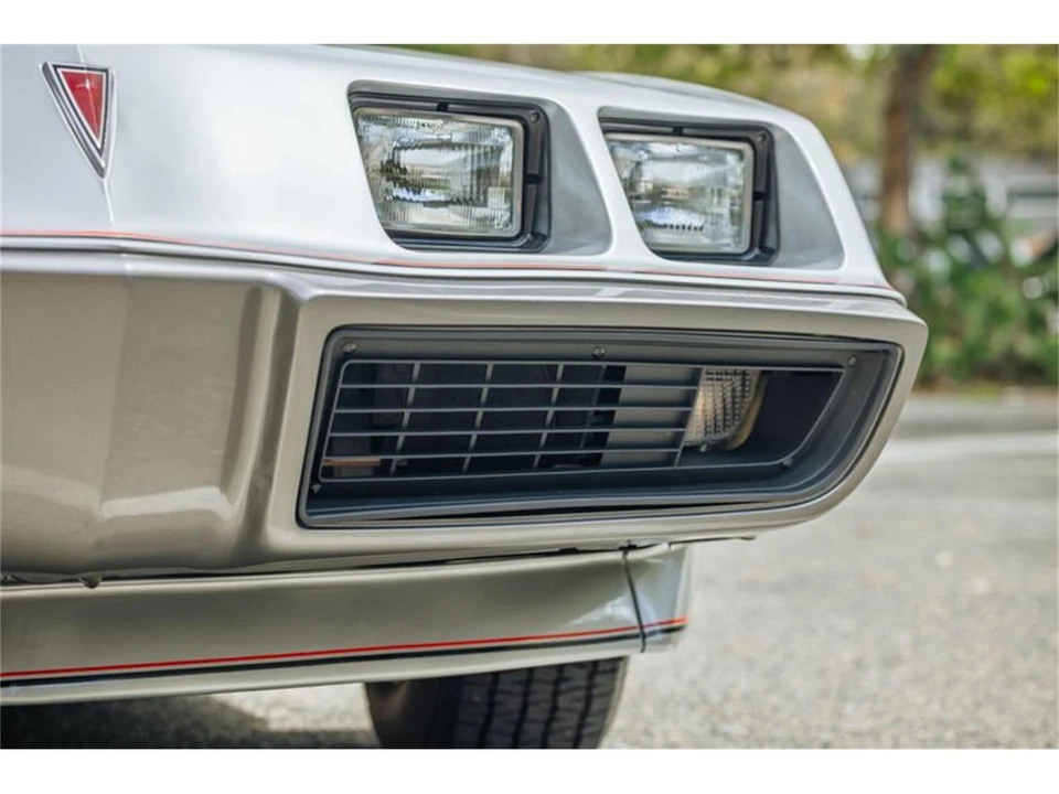1979 Pontiac Firebird Trans Am 2nd Gen - Image 28 of 31