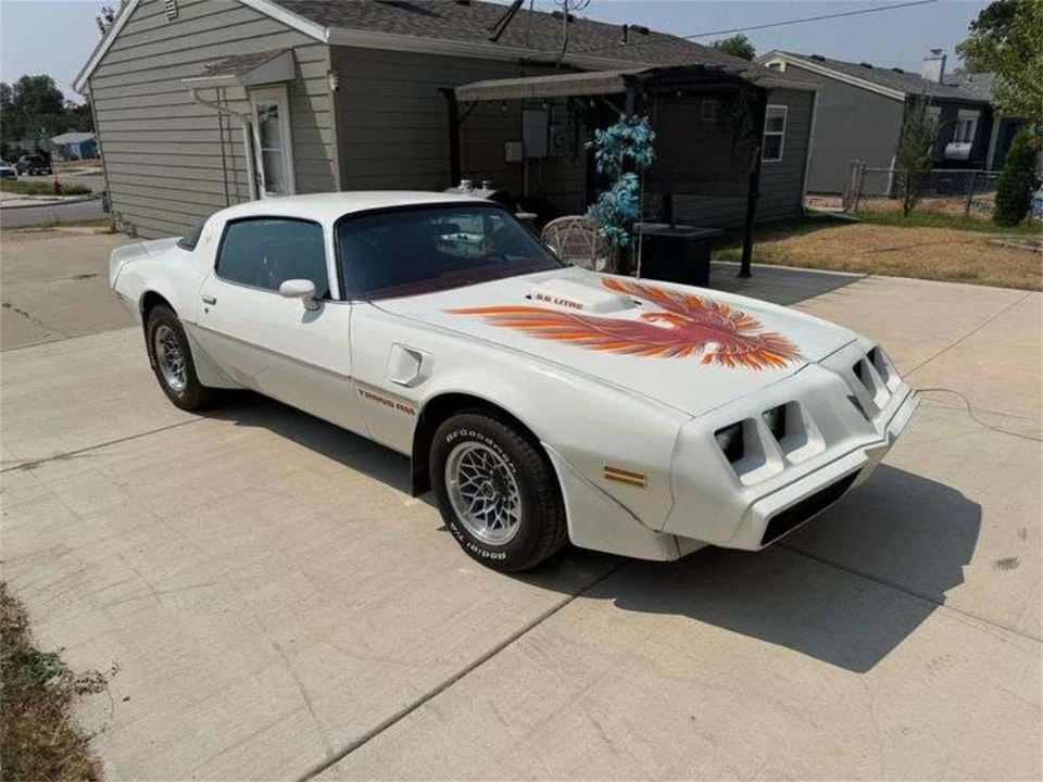 1979 Pontiac Firebird Trans Am 2nd Gen - Image 2 of 13