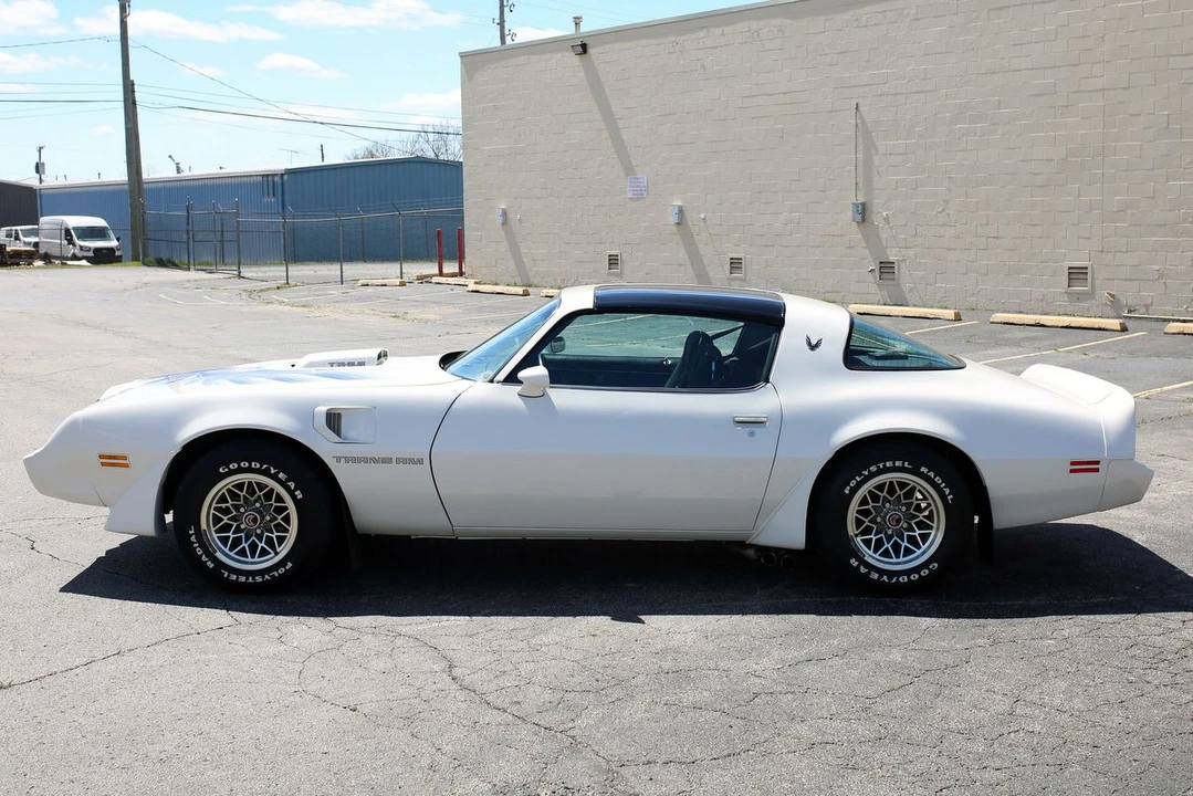 1979 Pontiac Firebird Trans Am 2nd Gen - Image 5 of 31