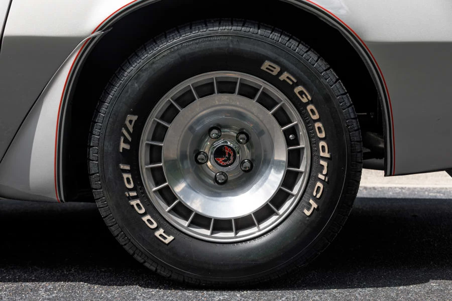 1979 Pontiac - Image 18 of 31