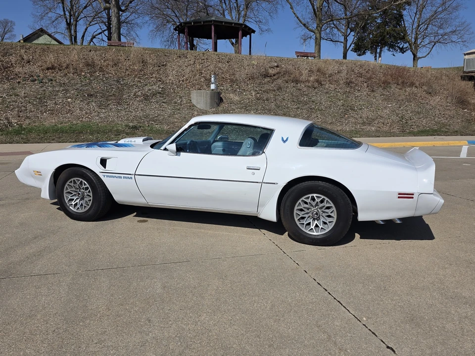 1979 Pontiac Firebird Trans Am 2nd Gen - Image 2 of 31