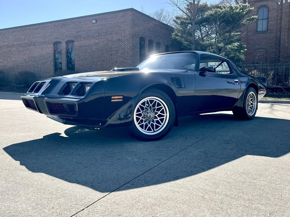 1979 Pontiac Firebird Trans Am 2nd Gen - Image 2 of 31