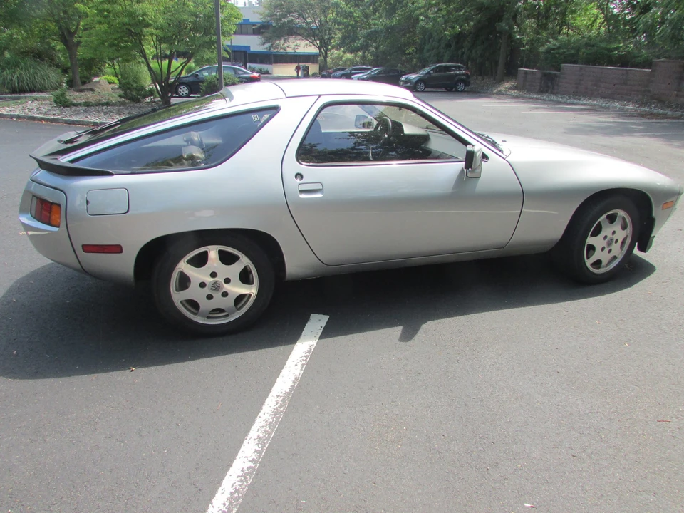 1979 Porsche 928 - Image 8 of 31