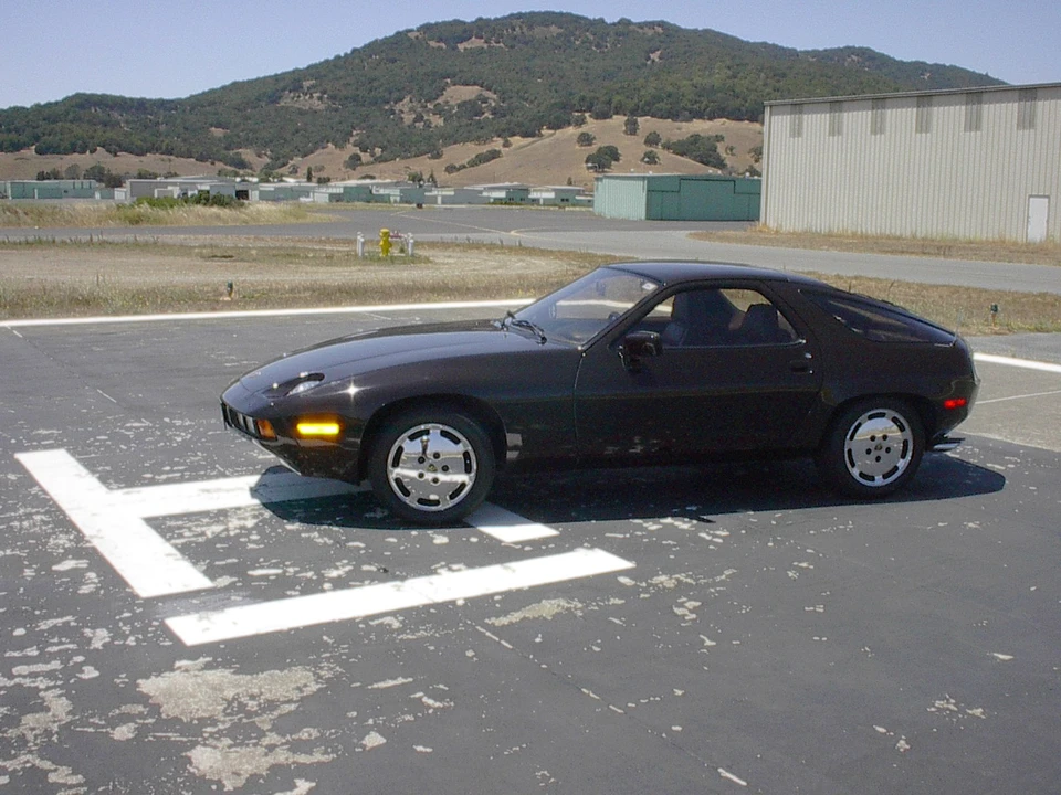 1979 Porsche 928 - Image 2 of 31