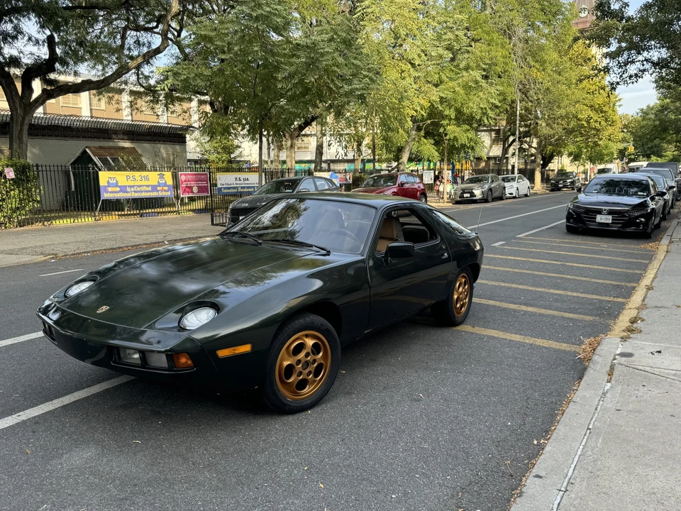 1979 Porsche 928 - Image 3 of 31