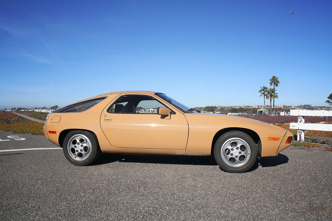 1979 Porsche 928 - Image 2 of 31
