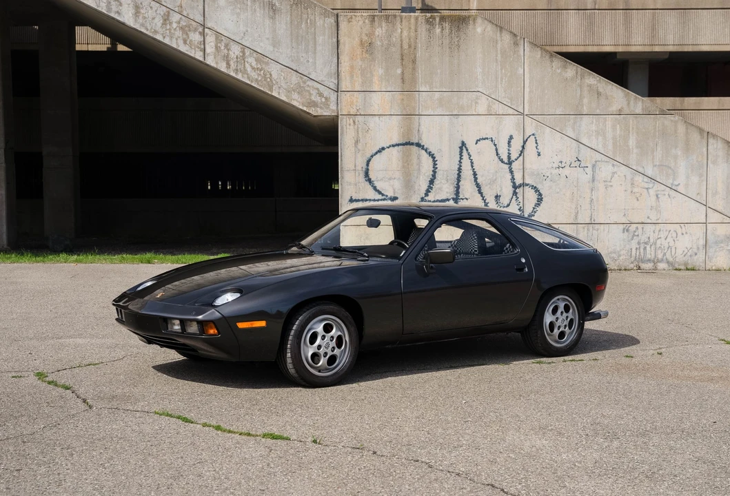 1979 Porsche 928 - Image 2 of 31