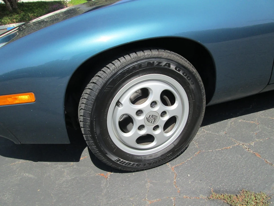 1979 Porsche 928 - Image 13 of 31