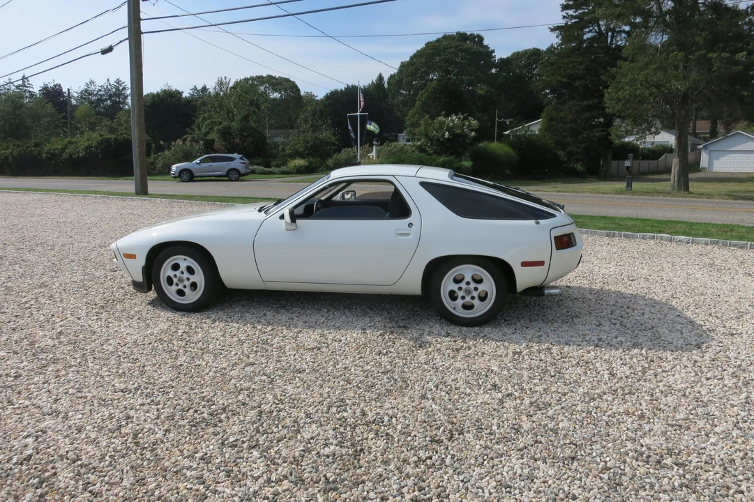 1979 Porsche 928 - Image 3 of 31
