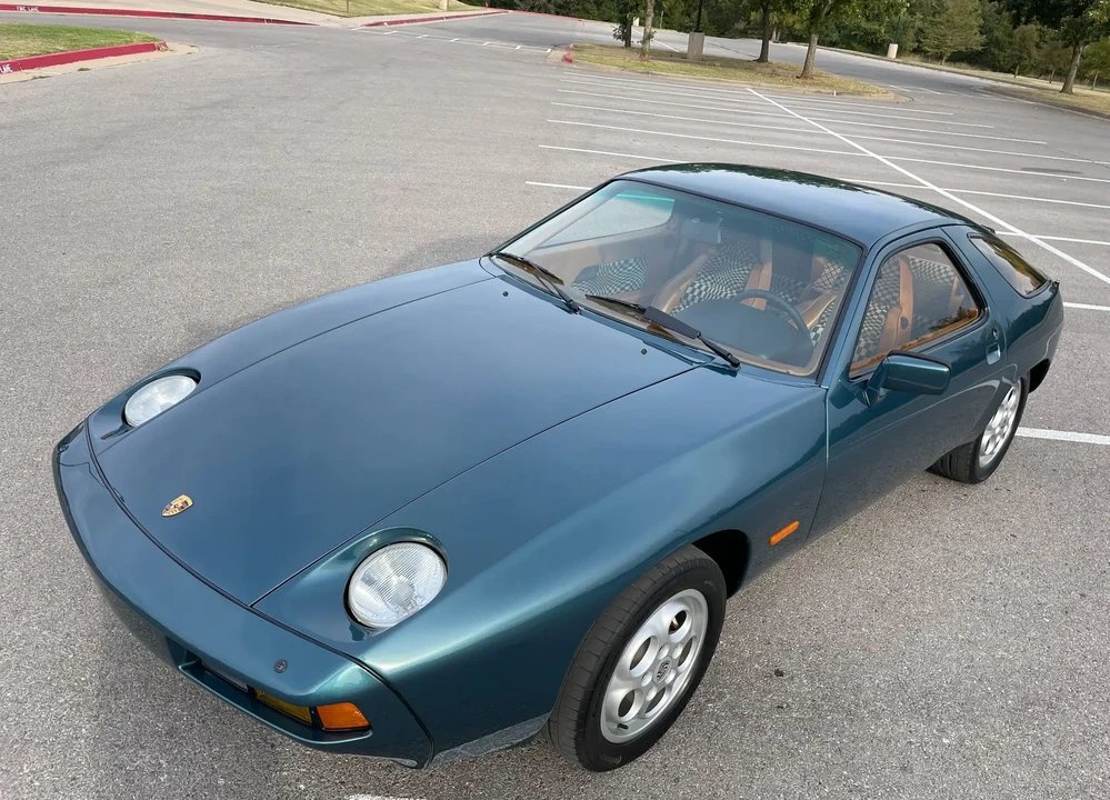 1979 Porsche 928 - Image 2 of 6