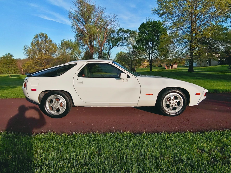 1979 Porsche 928 - Image 14 of 31
