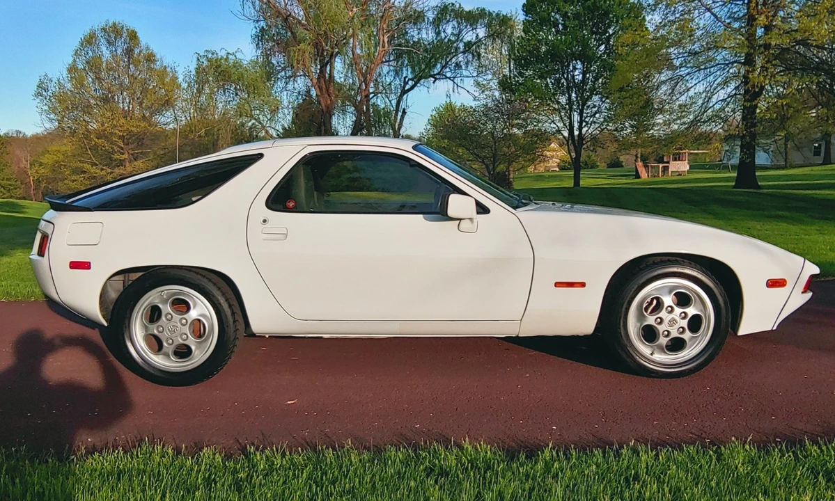 1979 Porsche 928 - Image 15 of 31