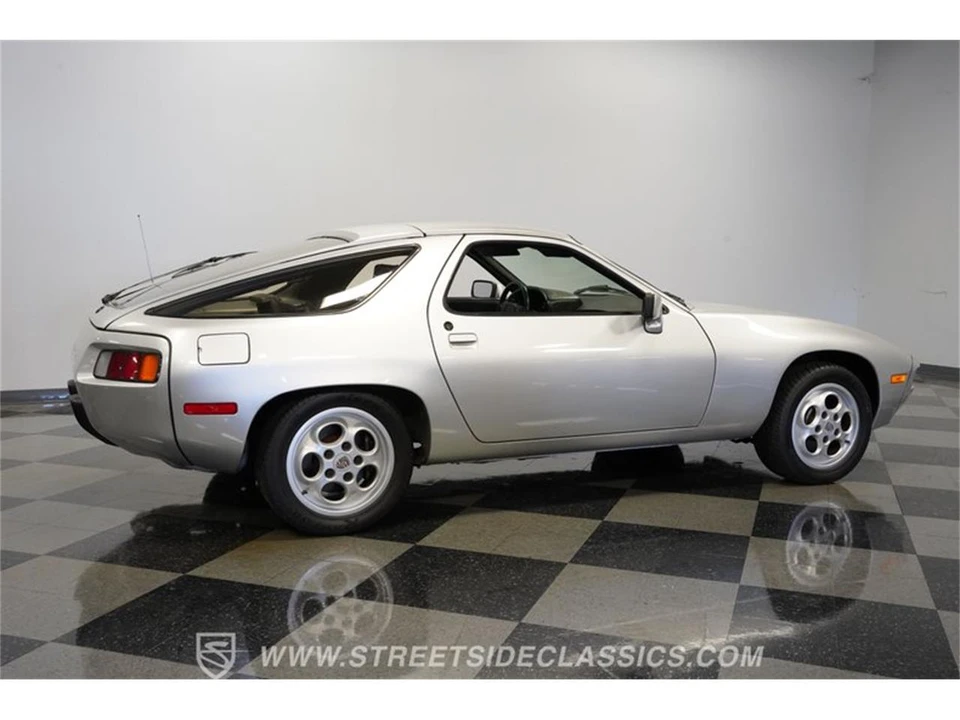 1979 Porsche 928 - Image 11 of 31