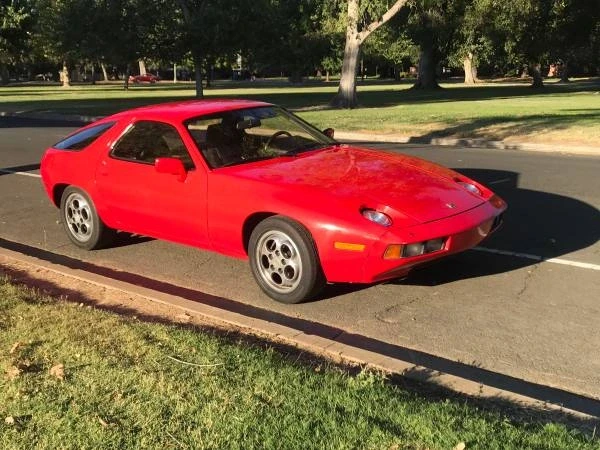 1979 Porsche 928 - Image 2 of 14