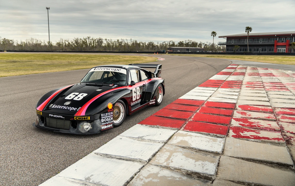 1979 Porsche 934 & 935 - Image 19 of 31