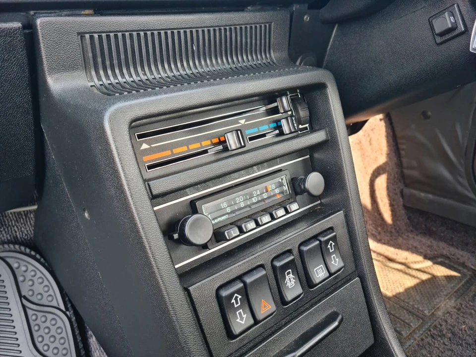 1979 Renault - Image 28 of 30