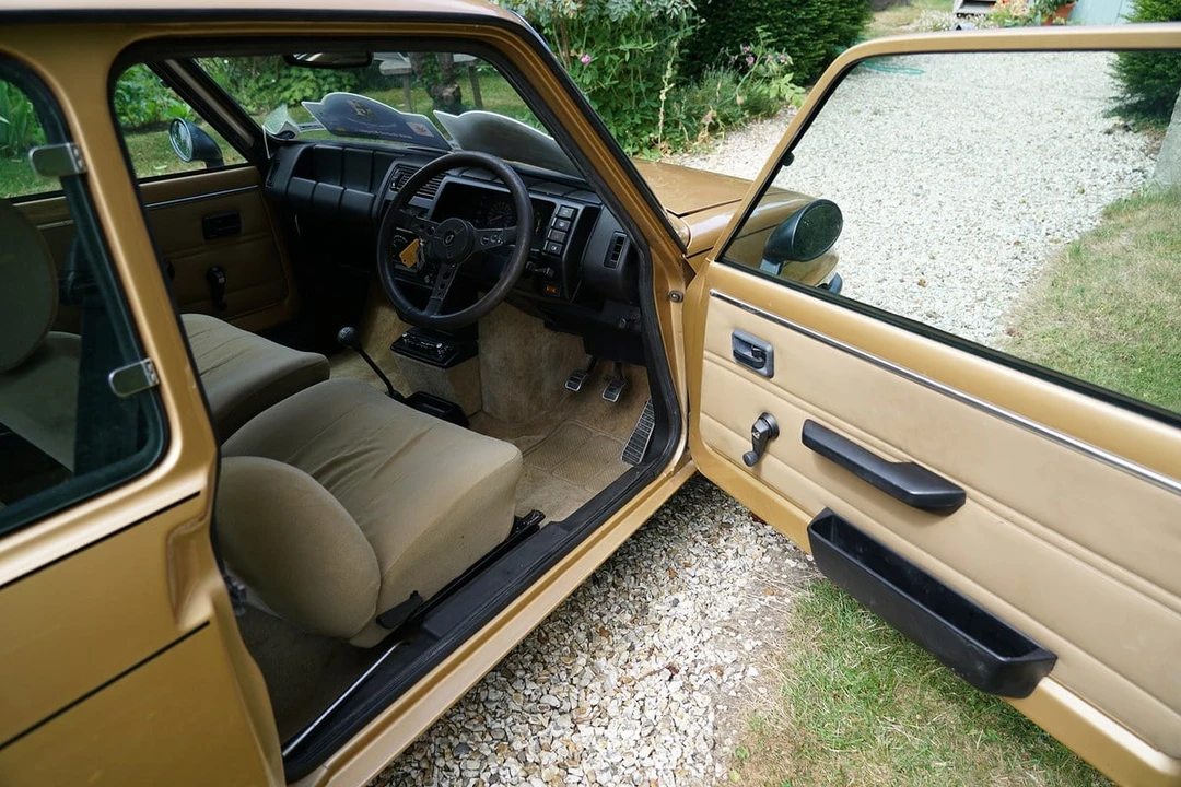 1980 Renault 5 - Image 22 of 30
