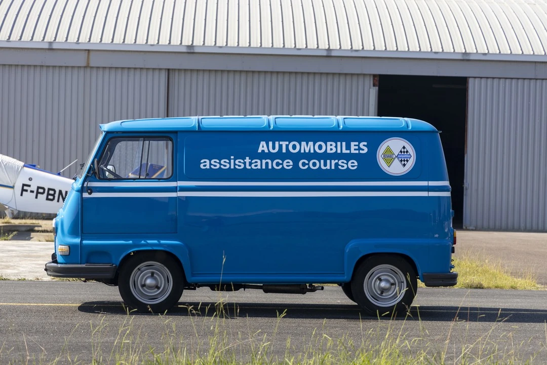 1979 Renault - Image 4 of 30