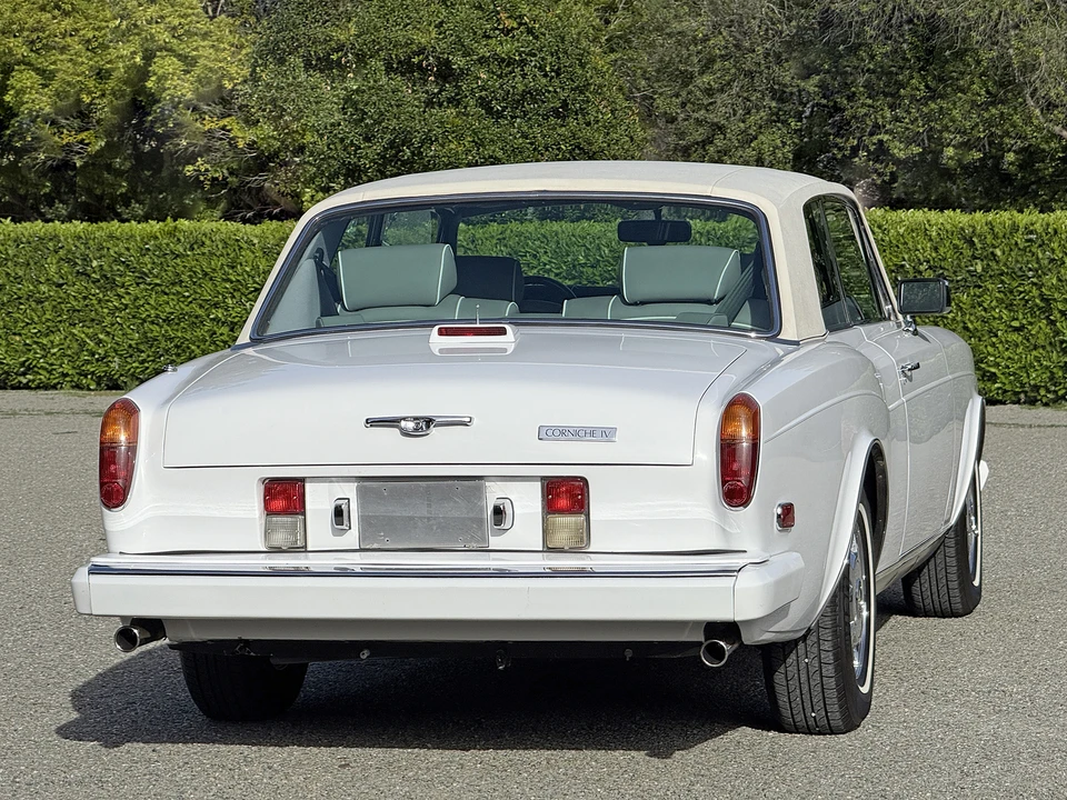 1979 Rolls-Royce Corniche Series I - Image 27 of 31