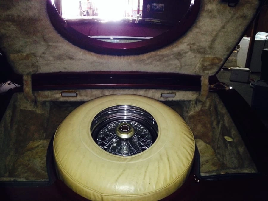 1979 Stutz Blackhawk - Image 5 of 9