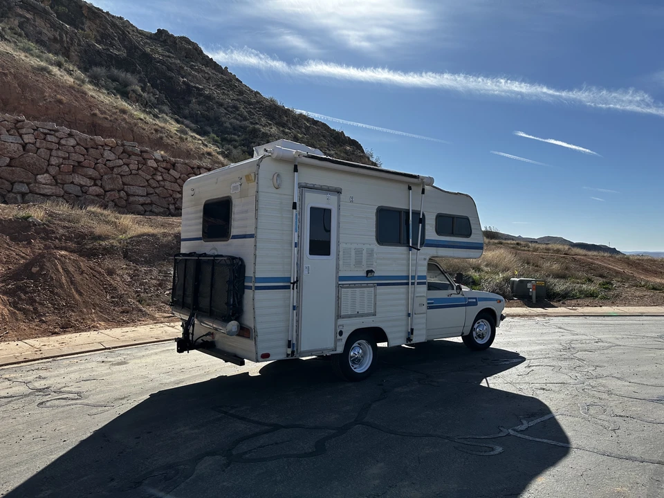 1979 Toyota Dolphin - Image 11 of 31