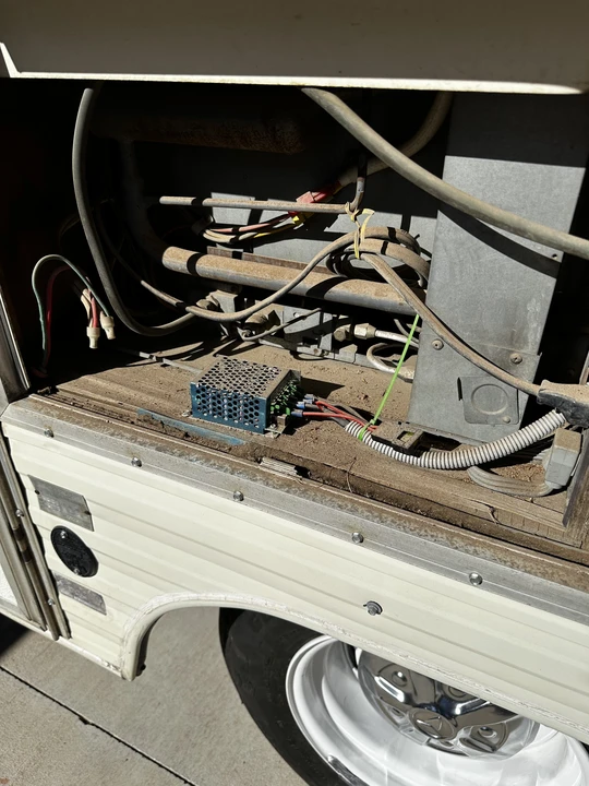 1979 Toyota Dolphin - Image 25 of 31