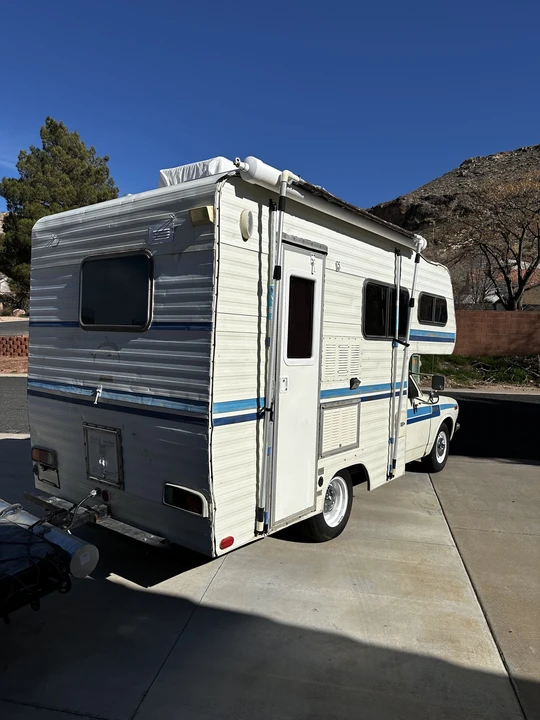 1979 Toyota Dolphin - Image 10 of 31