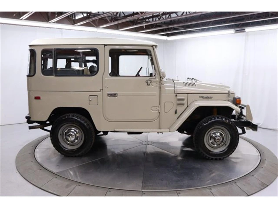 1979 Toyota J40 Land Cruiser - Image 8 of 31