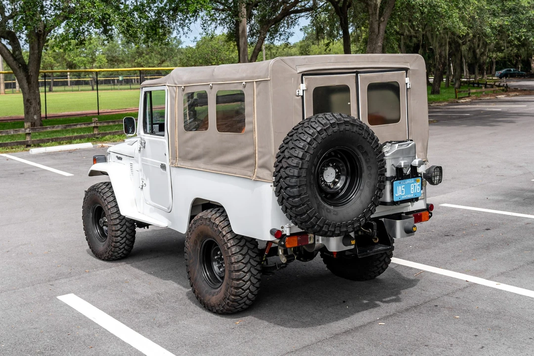 1979 Toyota J40 Land Cruiser - Image 9 of 31