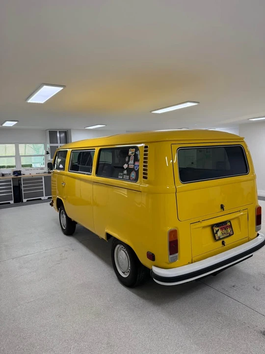 1979 Volkswagen Bay-Window Bus - Image 3 of 10