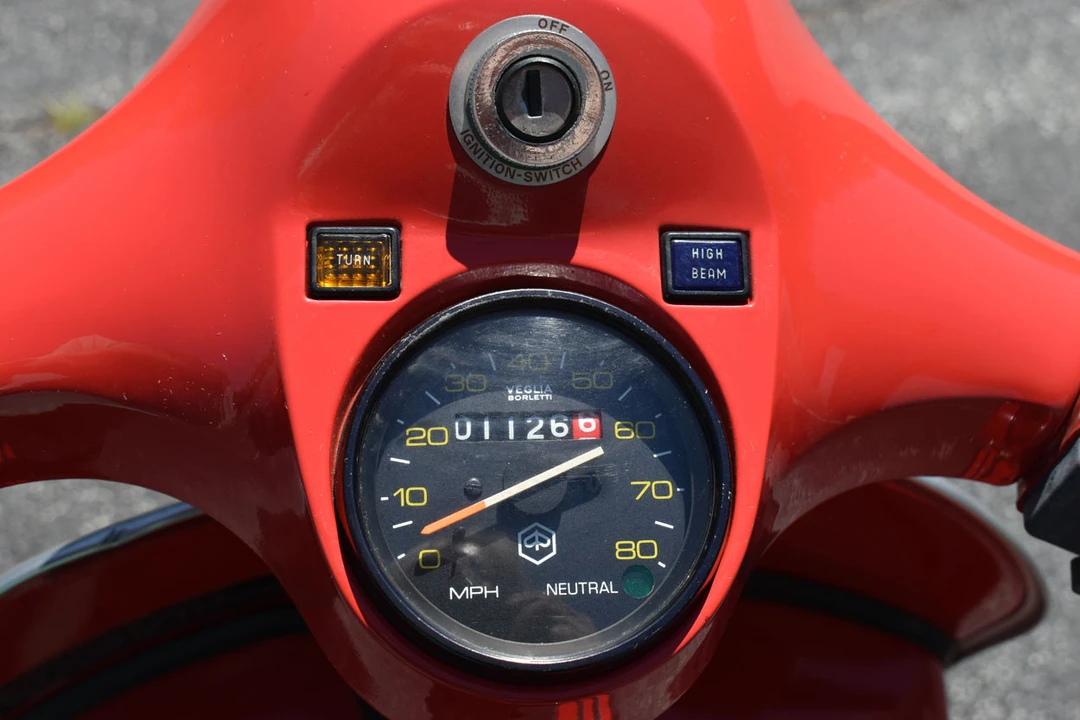 1979 Vespa Sei & PX & ET & LX & GT - Image 30 of 31