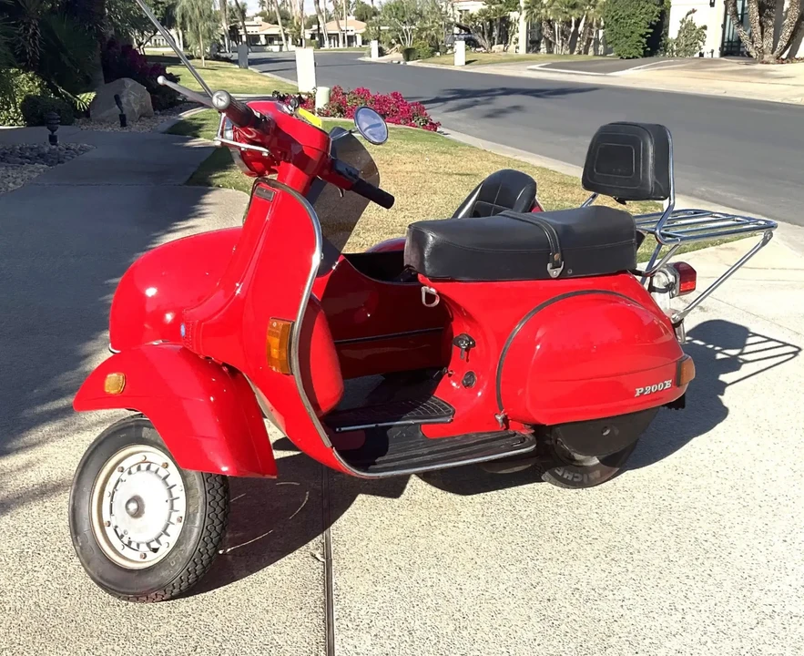 1979 Vespa Super & Primavera & P - Image 4 of 6