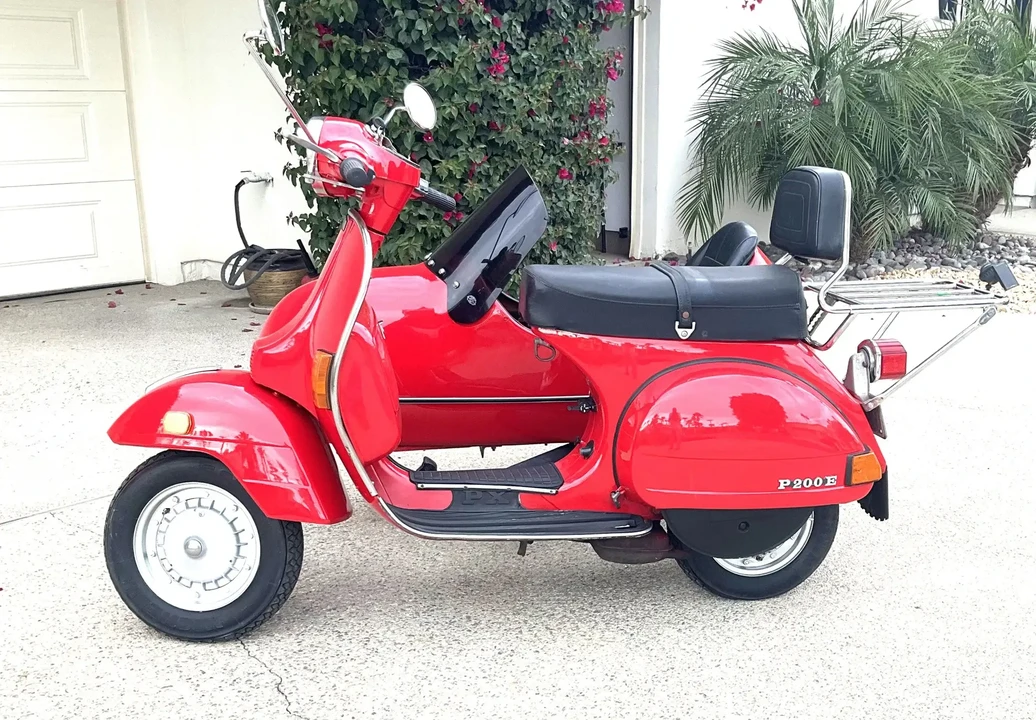1979 Vespa Super & Primavera & P - Image 5 of 6