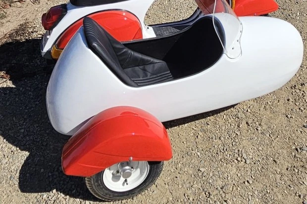 1979 Vespa Super & Primavera & P - Image 4 of 6