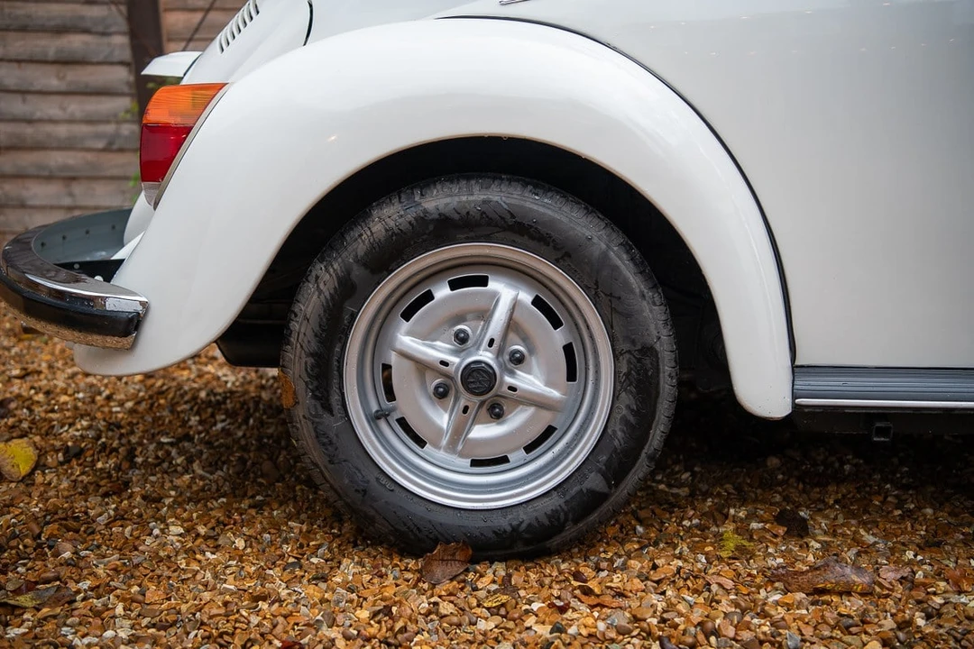 1979 Volkswagen Super Beetle - Image 19 of 30