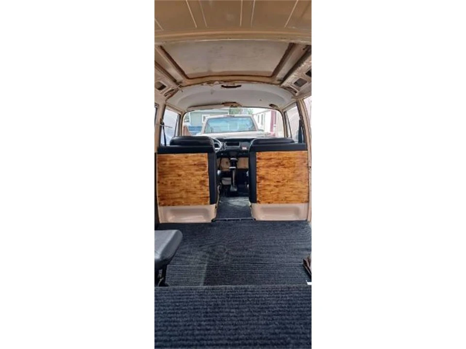 1979 Volkswagen Bay-Window Bus - Image 8 of 11