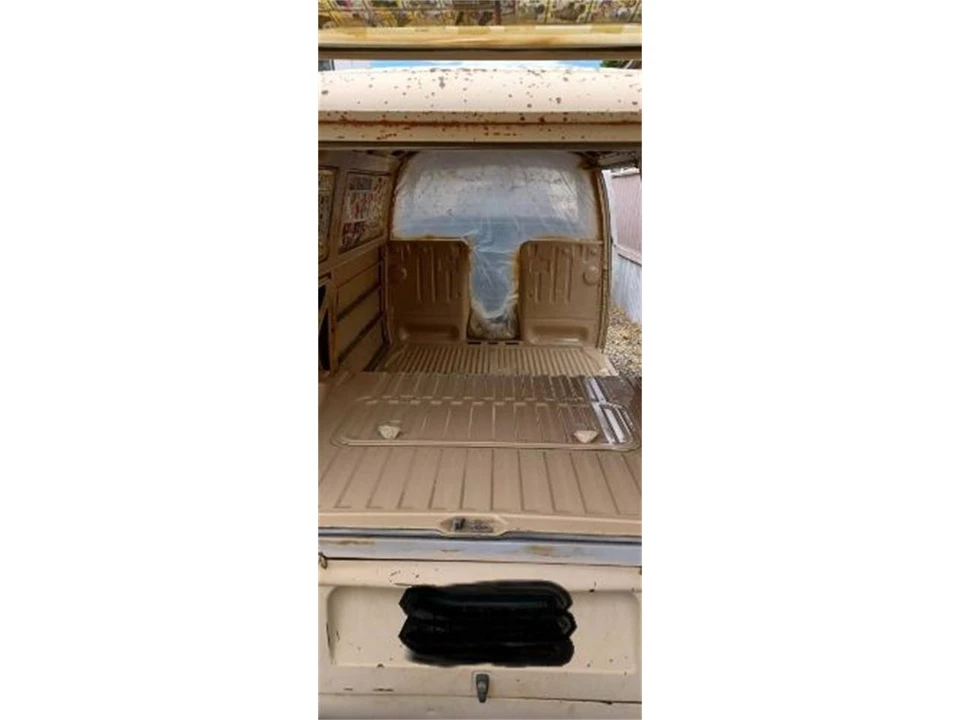 1979 Volkswagen Bay-Window Bus - Image 2 of 11