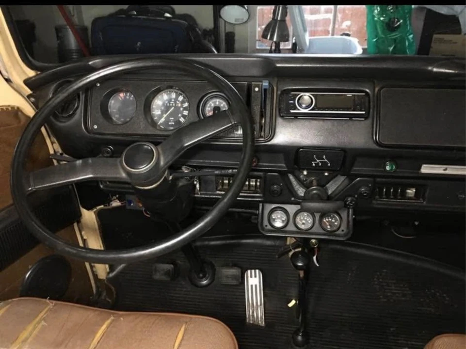 1979 Volkswagen Bay-Window Bus - Image 6 of 31