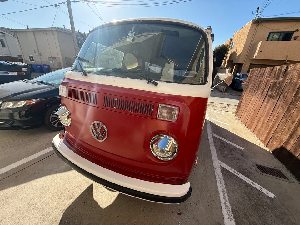 1979 Volkswagen Bay-Window Bus - Image 4 of 21
