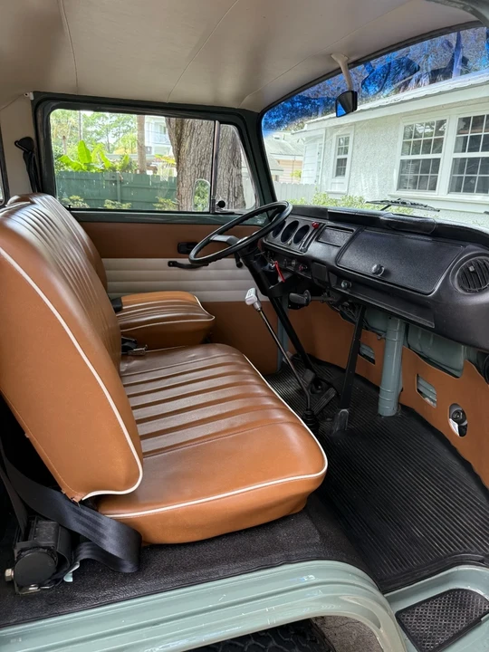 1979 Volkswagen Bay-Window Bus - Image 9 of 18