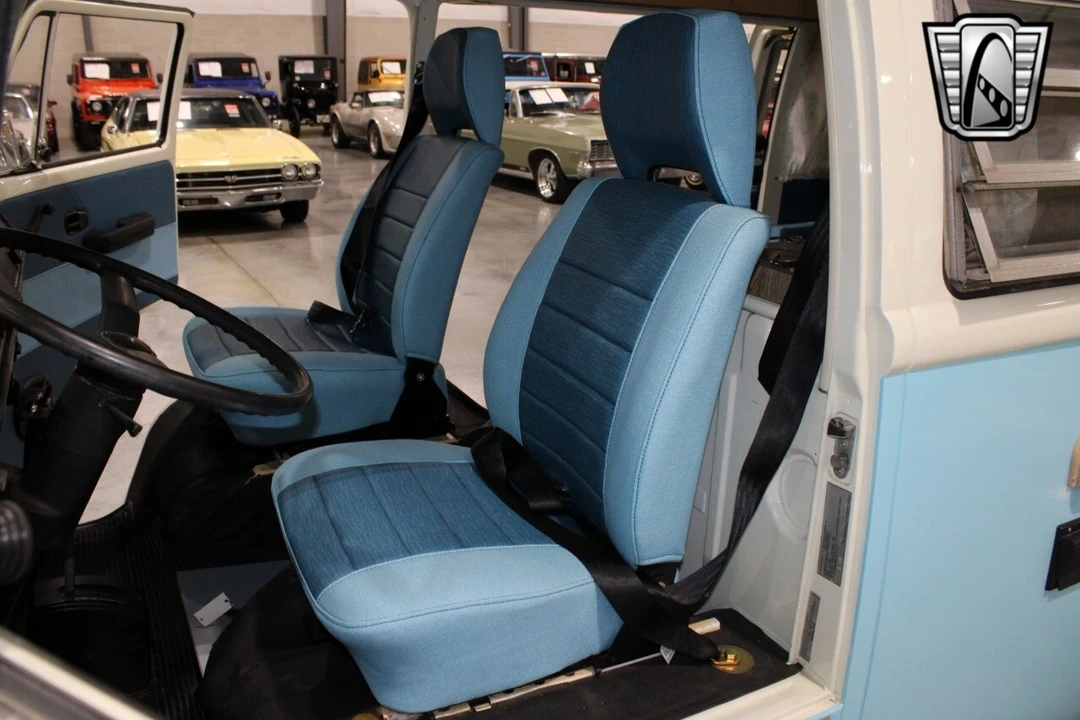 1979 Volkswagen Bay-Window Camper - Image 9 of 12