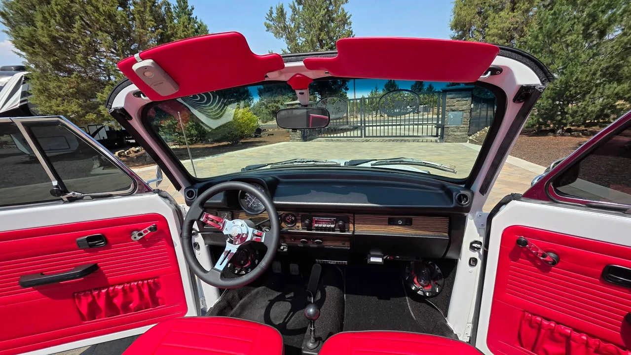1979 Volkswagen Super Beetle - Image 25 of 31